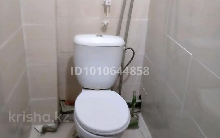 3-бөлмелі пәтер · 68 м² · 2/2 қабат, Балпык би 113 — В центре, бағасы: 25 млн ₸ в Карабулаке — фото 2