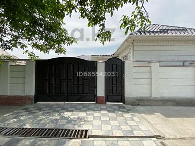 Отдельный дом · 6 комнат · 218.6 м² · 5.6 сот., Желтоксан 138 за 97 млн 〒 в Таразе