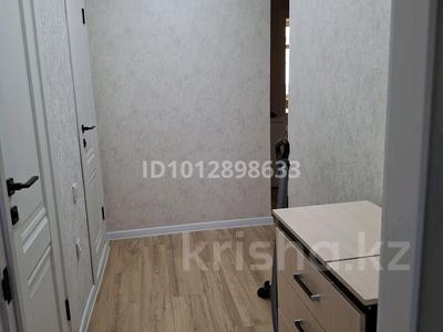 2-бөлмелі пәтер · 54 м² · 3/5 қабат, мкр 5 8/1, бағасы: 19 млн ₸ в Актобе