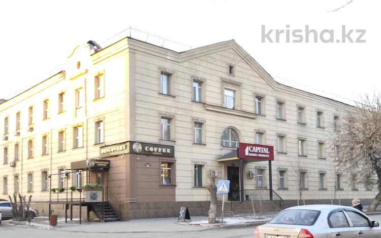 Офисы, образование, кабинеты и рабочие места, студии · 19.2 м² за 149 760 ₸ в Семее — фото 2