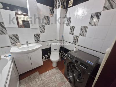 2-бөлмелі пәтер · 65 м² · 2/6 қабат, Абая 71 — Район колхозного рынка, бағасы: 250 000 〒 в Петропавловске
