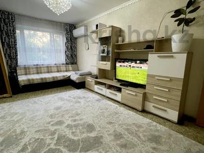 2-комнатная квартира · 52 м² · 2/5 этаж, мкр Восток 11 за 18.5 млн 〒 в Шымкенте, Аль-Фарабийский р-н