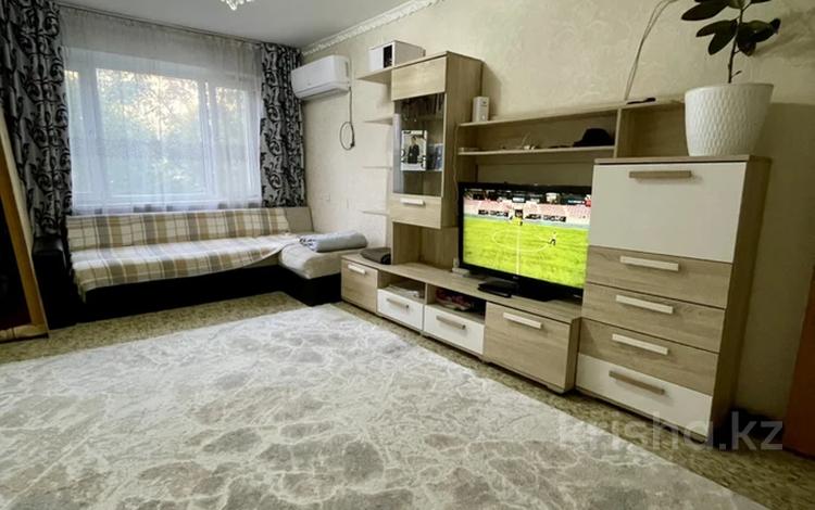 2-бөлмелі пәтер · 52 м² · 2/5 қабат, мкр Восток 11, бағасы: 18.5 млн ₸ в Шымкенте, Аль-Фарабийский р-н — фото 2