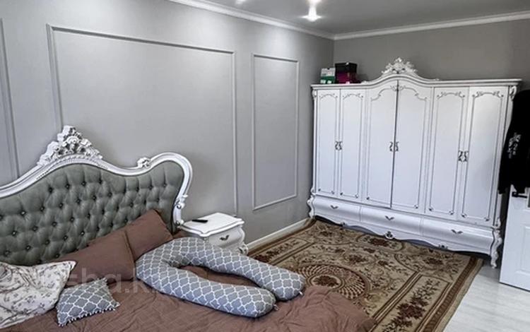 1-комнатная квартира · 40 м², мкр Уркер 80 за 220 000 ₸ в Астане, Нура р-н — фото 2