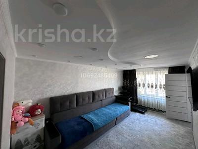 2-комнатная квартира, 47 м², 1/5 этаж, кабанбай батыра 75/89 — шахворостова за 14 млн 〒 в Талдыкоргане