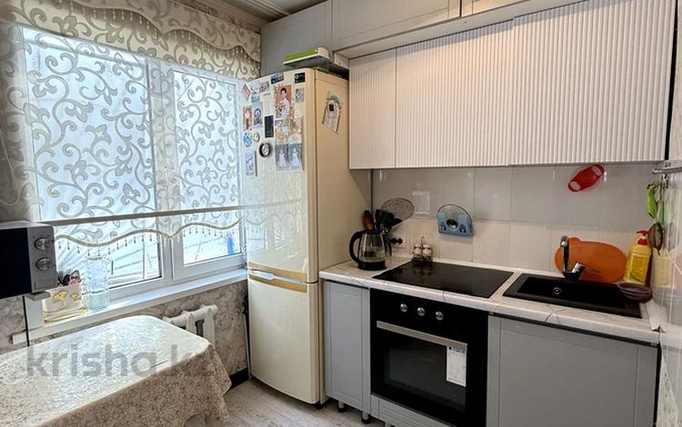 4-бөлмелі пәтер · 58 м² · 1/5 қабат, Кабанбай батыра 112А, бағасы: 19.9 млн ₸ в Усть-Каменогорске — фото 36