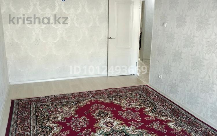 3-бөлмелі пәтер · 73 м² · 4/5 қабат, 29-й мкр 7 — Мектептын касы, бағасы: 20.5 млн ₸ в Актау — фото 2