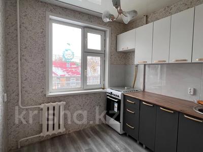 2-комнатная квартира · 45.2 м² · 2/5 этаж, молдавская за 15 млн 〒 в Уральске