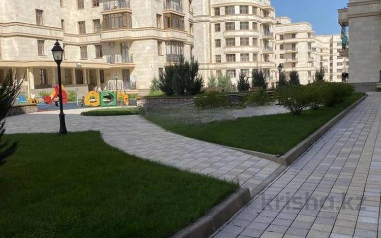 2-комнатная квартира · 90 м² · 2/7 этаж, мкр Мирас, мкр «Мирас» за 120 млн ₸ в Алматы, Бостандыкский р-н — фото 2