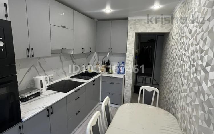 3-бөлмелі пәтер · 65 м² · 3/9 қабат, Майры 33, бағасы: 36 млн ₸ в Павлодаре — фото 2