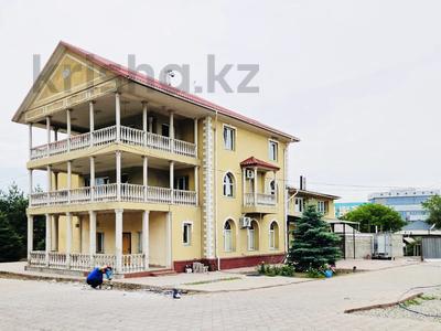 Свободное назначение, офисы, магазины и бутики, склады, бани, гостиницы и зоны отдыха, образование, развлечения, конференц-залы · 1000 м² за 5 млн 〒 в Алматы, Алатауский р-н