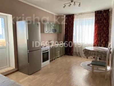 1-комнатная квартира · 49 м² · 11/16 этаж, мкр Юго-Восток, Момышулы за 160 000 ₸ в Караганде, Казыбек би р-н