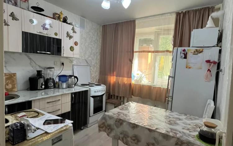 1-комнатная квартира · 37 м² · 2/5 этаж, Чернова 126 за 13.2 млн ₸ в Усть-Каменогорске — фото 12