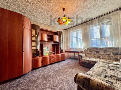 Продажа домов и дачи в Карагандинской обл.: Отдельный дом · 4 комнаты · 72.8 м² · 6 сот., мкр Новый Город, Гарибальди 10 за 33 млн 〒 Отдельный дом · 4 комнаты · 72.8 м² · 6 сот., мкр Новый Город, Гарибальди 10 за 33 млн 〒 в Караганде, Казыбек би р-н