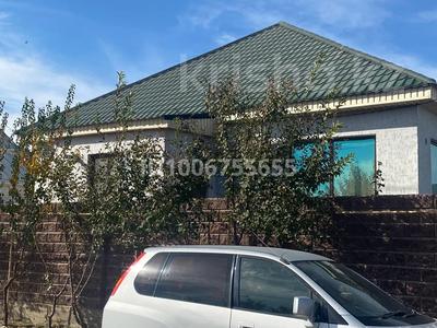 Отдельный дом · 4 комнаты · 115 м² · 8 сот., Массив Барысхан — Қызыл қайнар за 39.9 млн 〒 в Таразе