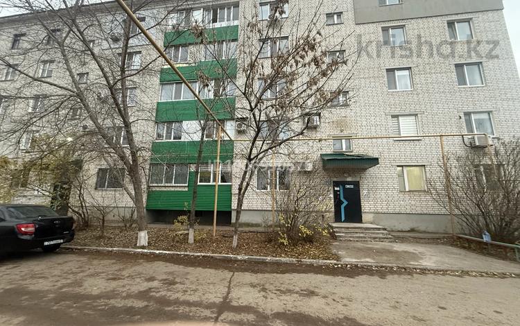 2-комнатная квартира · 52.4 м² · 3/5 этаж, мкр Астана 5 за 24 млн 〒 в Уральске — фото 4