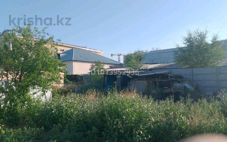 Жер телімі · 5 сотық, К. Азербаева 47 — Магазин Шамансур, бағасы: 18 млн ₸ в Таразе — фото 2