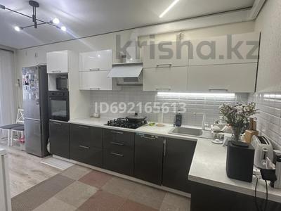 Пәтерлер в Костанайской обл.: 3-бөлмелі пәтер · 108 м² · 2/7 қабат, Назарбаева 223, бағасы: 44 млн 〒 3-бөлмелі пәтер · 108 м² · 2/7 қабат, Назарбаева 223, бағасы: 44 млн 〒 в Костанае