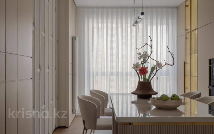 4-комнатная квартира · 168 м² · 7/21 этаж, Сарайшык 2 — Кунаева за 330 млн ₸ в Астане, Есильский р-н — фото 2