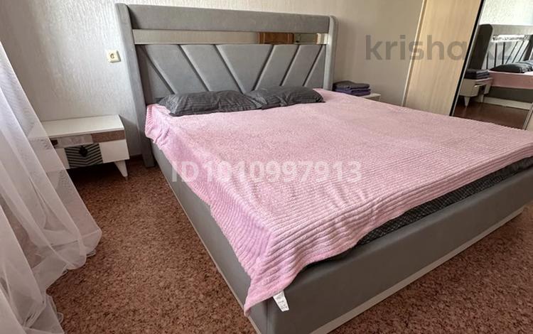 2-комнатная квартира · 60 м² · 2/5 этаж, Женис 17 — Район Алашахана за 16 500 ₸ в Жезказгане — фото 14