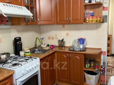 2-бөлмелі пәтер · 54 м² · 5/5 қабат, Назарбаева 131 — 8 школа, бағасы: 20 млн ₸ в Петропавловске