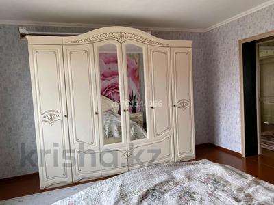 Часть дома · 8 комнат · 240 м² · 6 сот., Бекболатов 143 — Доллар аялдамасы за 45 млн ₸ в Шымкенте, Туран р-н