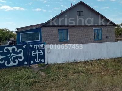 Отдельный дом · 3 комнаты · 120 м² · 10 сот., Алтынсаринский район, поселок Первомайский за 8.5 млн ₸ в Костанае