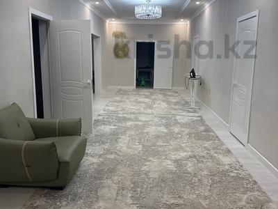 Отдельный дом · 7 комнат · 480 м² · 13 сот., Алмерек Абыз 1/1 — За заправкой Достык за 80 млн 〒 в Байтереке (Новоалексеевке)
