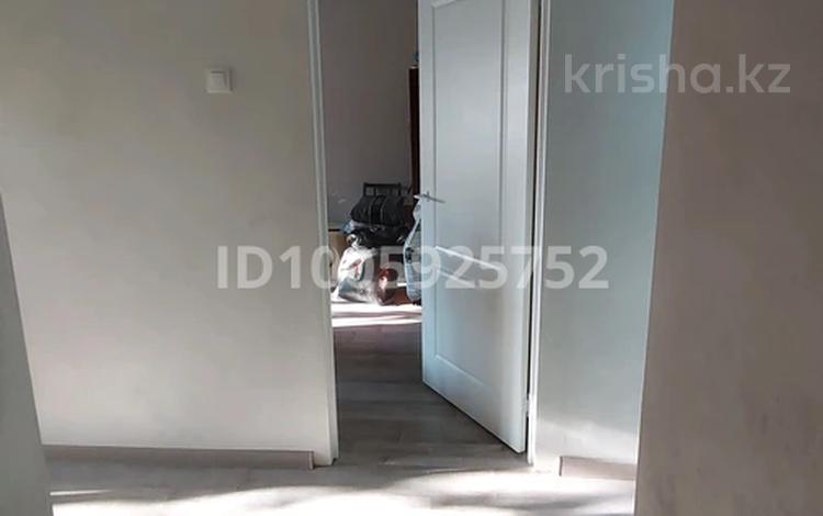 3-комнатная квартира · 61 м² · 3/5 этаж, мкр Орбита-1 2 — Навои уг. ул. Торайгырова за 45 млн ₸ в Алматы, Бостандыкский р-н — фото 2