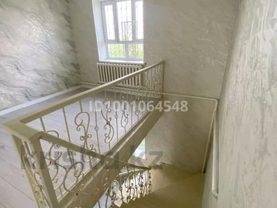 Отдельный дом · 6 комнат · 200 м² · 10 сот., Көлсай 49А — Күләш садик за 79 млн 〒 в 