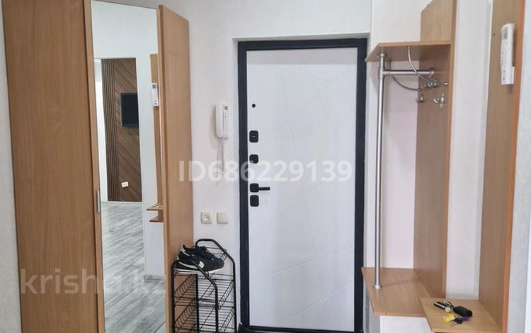 1-комнатная квартира · 56 м² · 7/9 этаж, мкр Сары Арка 39 за 230 000 ₸ в Атырау — фото 16