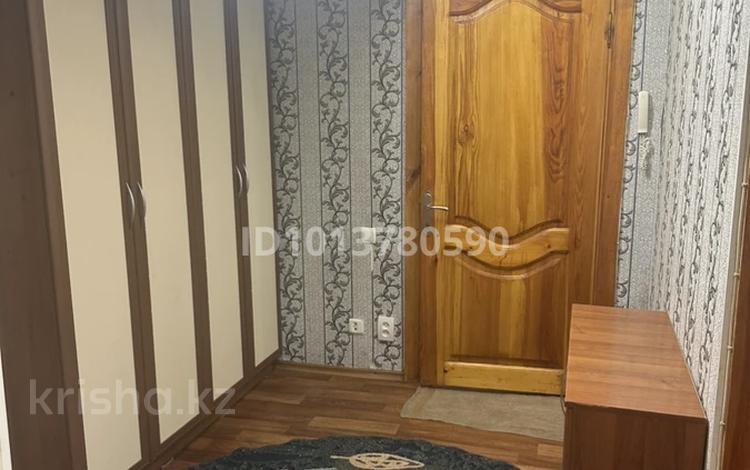 3-комнатная квартира · 70 м² · 1/5 этаж, мкр Нижний Отырар 9 за 200 000 ₸ в Шымкенте, Туран р-н — фото 2