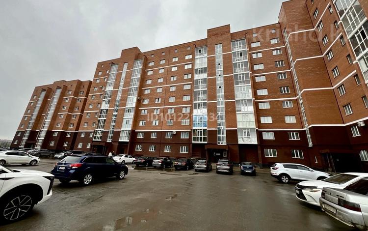 2-комнатная квартира · 62 м² · 9/9 этаж, Тауелсиздик 24 А за 240 000 ₸ в Актобе — фото 2