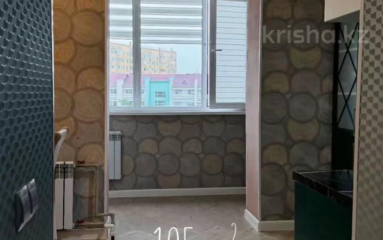5-бөлмелі пәтер · 105 м² · 5/5 қабат, 26-ш/а. 22, бағасы: 27 млн ₸ в Актау, 26-й мкр — фото 2