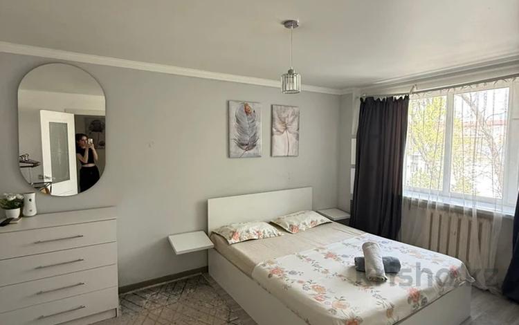1-комнатная квартира · 35 м² · 4/5 этаж, 8-й микрорайон, Тауке хана 4 за 10 000 ₸ в Шымкенте, Туран р-н — фото 2