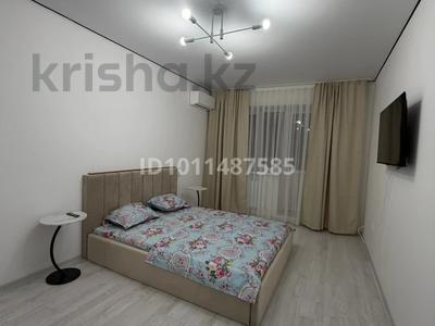 1-комнатная квартира · 50 м² · 2/5 этаж, мкр. Алтын орда 40к за 10 000 ₸ в Актобе