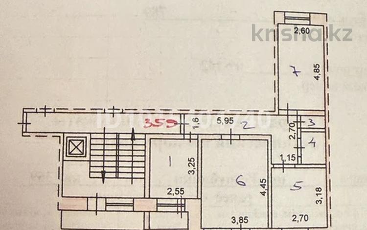 3-комнатная квартира · 61.5 м² · 6/9 этаж, мкр Юго-Восток, 28й микрорайон 32 за 30 млн ₸ в Караганде, Казыбек би р-н — фото 2