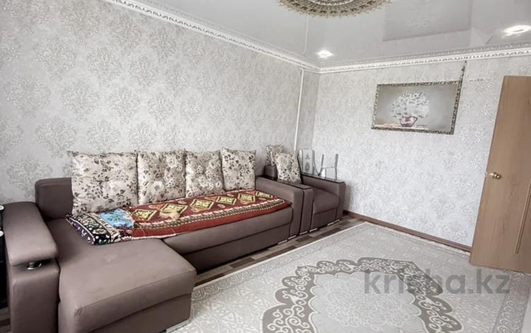 3-комнатная квартира · 72.4 м² · 5/5 этаж, Есенберлина 31/2 за 25.5 млн ₸ в Усть-Каменогорске — фото 2