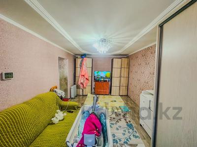 Продажа квартир в Жетысу обл.: 1-комнатная квартира · 30 м² · 3/3 этаж, Назарбаева 87 за 10.5 млн 〒 1-комнатная квартира · 30 м² · 3/3 этаж, Назарбаева 87 за 10.5 млн 〒 в Талдыкоргане