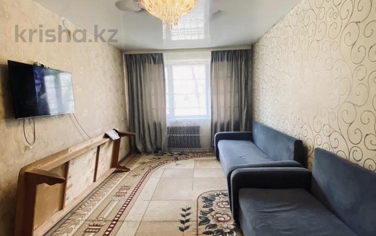 3-комнатная квартира · 61.2 м² · 1/5 этаж, Карасу 8 — Взади магазина Жаналык за 12.3 млн ₸ в Таразе — фото 2