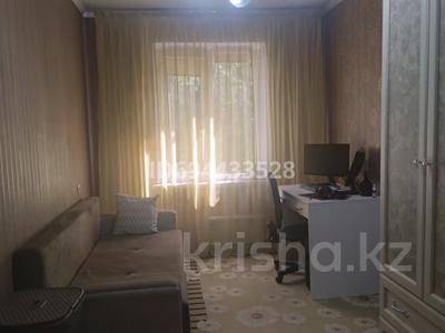 2-комнатная квартира, 42 м², 4/5 этаж, мкр Тастак-1 18A за 31 млн 〒 в Алматы, Ауэзовский р-н
