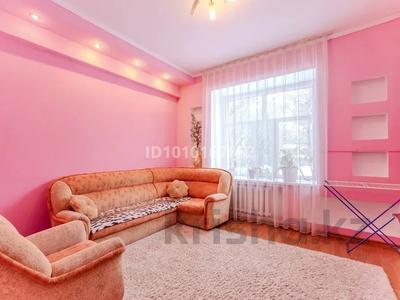 2-комнатная квартира · 55 м² · 1/3 этаж, Назарбаева 42 — Назарбаева- Акын Сара за 13 000 〒 в Талдыкоргане