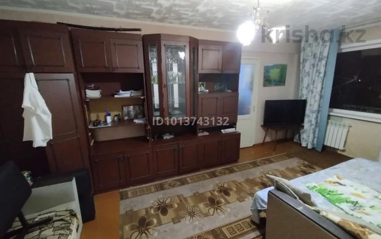 3-комнатная квартира · 64 м² · 4 этаж, ул. Амре Кашаубаева 18 за 170 000 ₸ в Усть-Каменогорске — фото 3