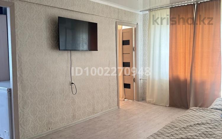 3-комнатная квартира · 48.6 м² · 5 этаж, Микрорайон Сабитовой 25 — Школа, Больница, Садик, Остановка, Магазин, Три гвоздя за 14 млн 〒 в Балхаше — фото 2