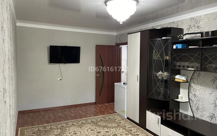 3-комнатная квартира, 62 м², 2/5 этаж, 6 микрорайон 39 за 17 млн 〒 в Темиртау — фото 10