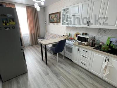 1-бөлмелі пәтер · 42 м² · 2/6 қабат, Береке 45, бағасы: 250 000 〒 в Костанае