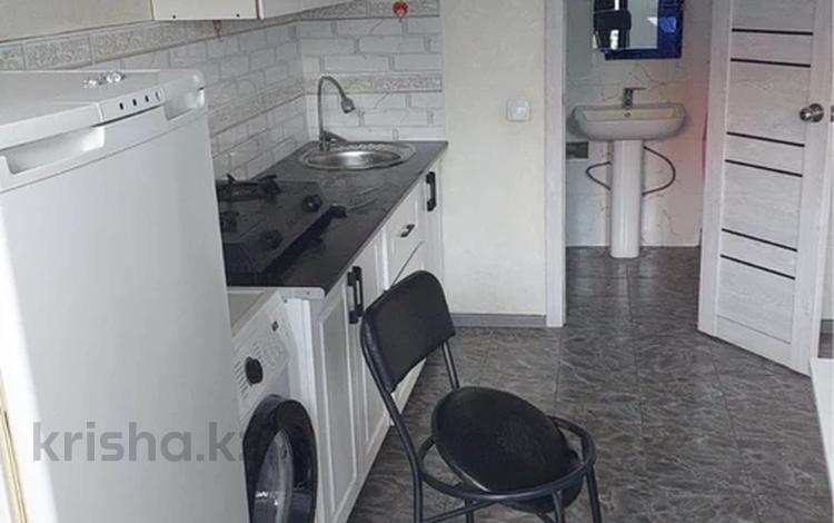 Часть дома · 2 комнаты · 50 м² · 1 сот., мкр Достык, Тургенская 20 за 180 000 ₸ в Алматы, Ауэзовский р-н — фото 2