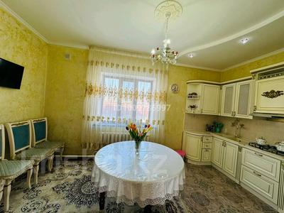 Отдельный дом · 6 комнат · 350 м² · 17 сот., Панфилова 48А — В центре за 80 млн ₸ в Ушарале