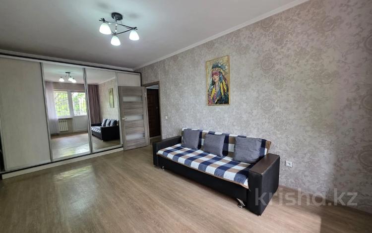 1-бөлмелі пәтер · 40 м² · 1/6 қабат, мкр Кокжиек, бағасы: 20.5 млн ₸ в Алматы, Жетысуский р-н — фото 2
