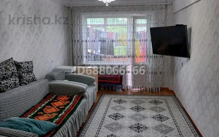 3-комнатная квартира, 62 м², 3/5 этаж, Поповича за 12.8 млн 〒 в Глубокое — фото 2